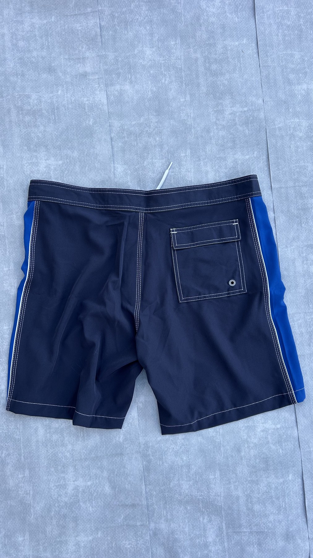 Boardshort Bali Marinho com listras costas
