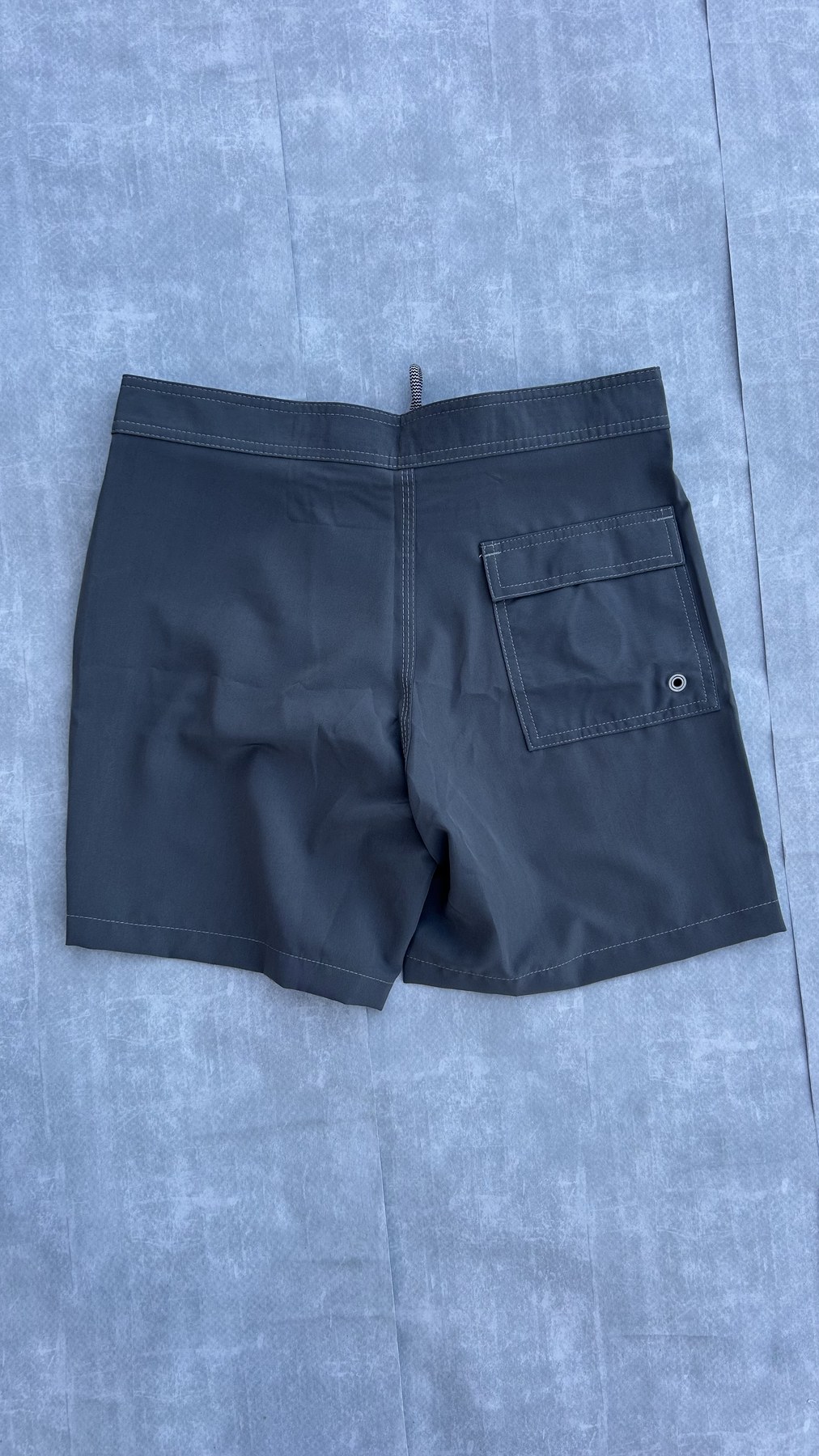 Boardshort Califórnia Cinza costas