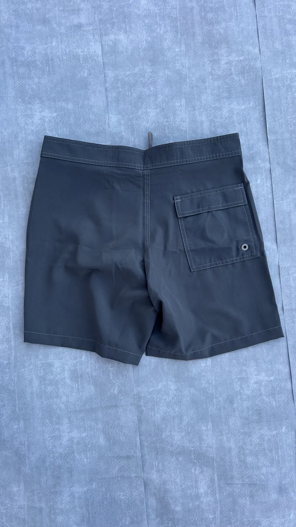 Boardshort Califórnia Cinza costas